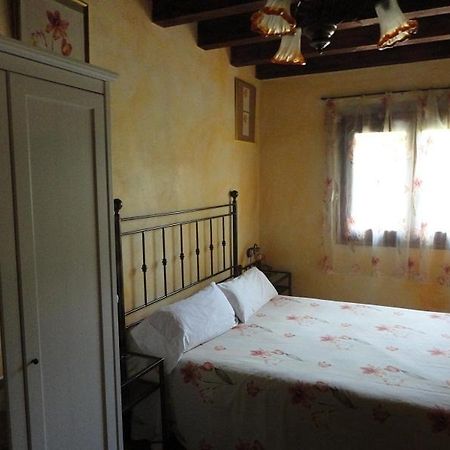 Hotel Rural Los Quinones Peralejos de las Truchas Pokoj fotografie